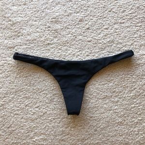 SOLD ON MERCARI - Acacia swimwear Pipeline bottom